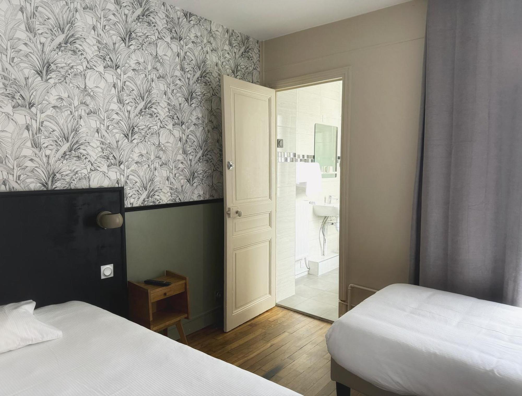 Le Florus Hotel *